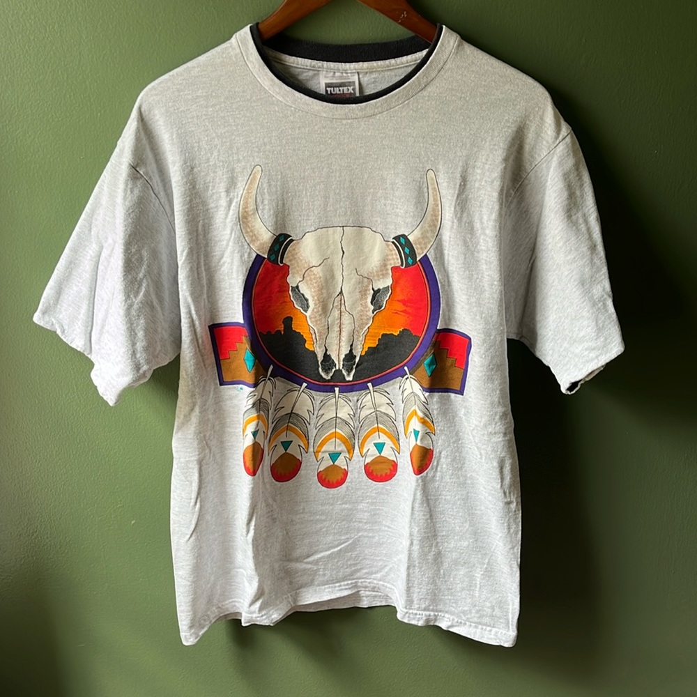 Tultex Cotton - L - Indian Americana Art T-Shirt 99% Cotton 1% Other Fiber